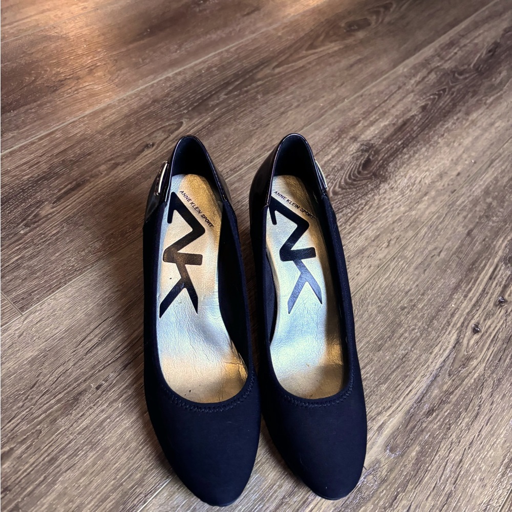 Lightly used Anne Klein fabric Wedges with Black leather Back